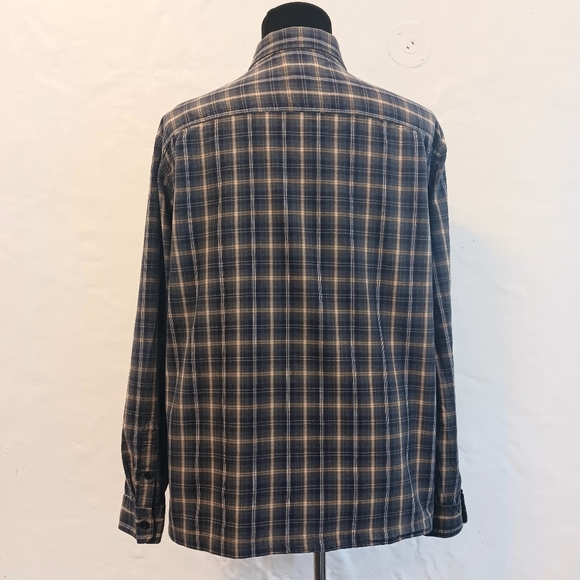 G by Guess 2007 cotton plaid  button-up. XL - Picture 7 of 13